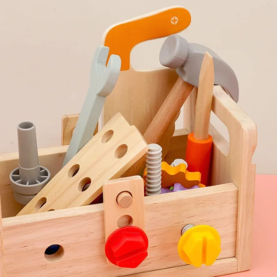 Kit de Ferramentas Montessori em Madeira com Bancada Interativa